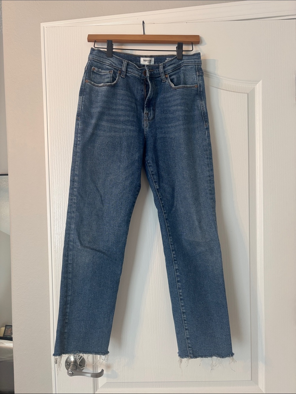 Kensie Straight-Leg High-Rise Slim Jeans in Indigo Wash